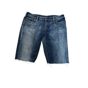 Silver Jeans Suki Cutoff Bermuda Denim Shorts Women’s Mid Rise Blue Jean Shorts